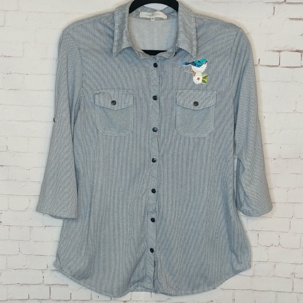 EDEN & OLIVIA 3/4 Sleeved Bird Button Down Shirt